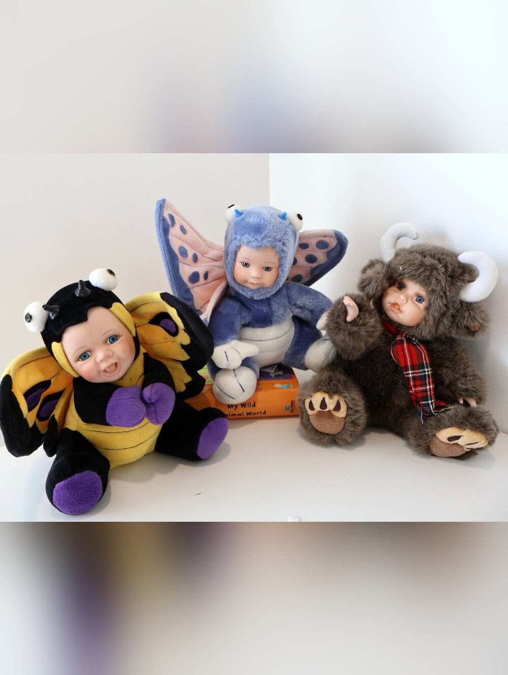 2001 Geppeddo Cuddle Kids Porcelain Faced Dolls Lot of 3 Wilderbeest Butterflies